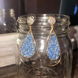 Francesca’s Blue Dangling Earrings